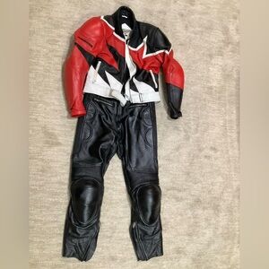 Teknic 1990’s 2 piece motorcycle racing leathers
